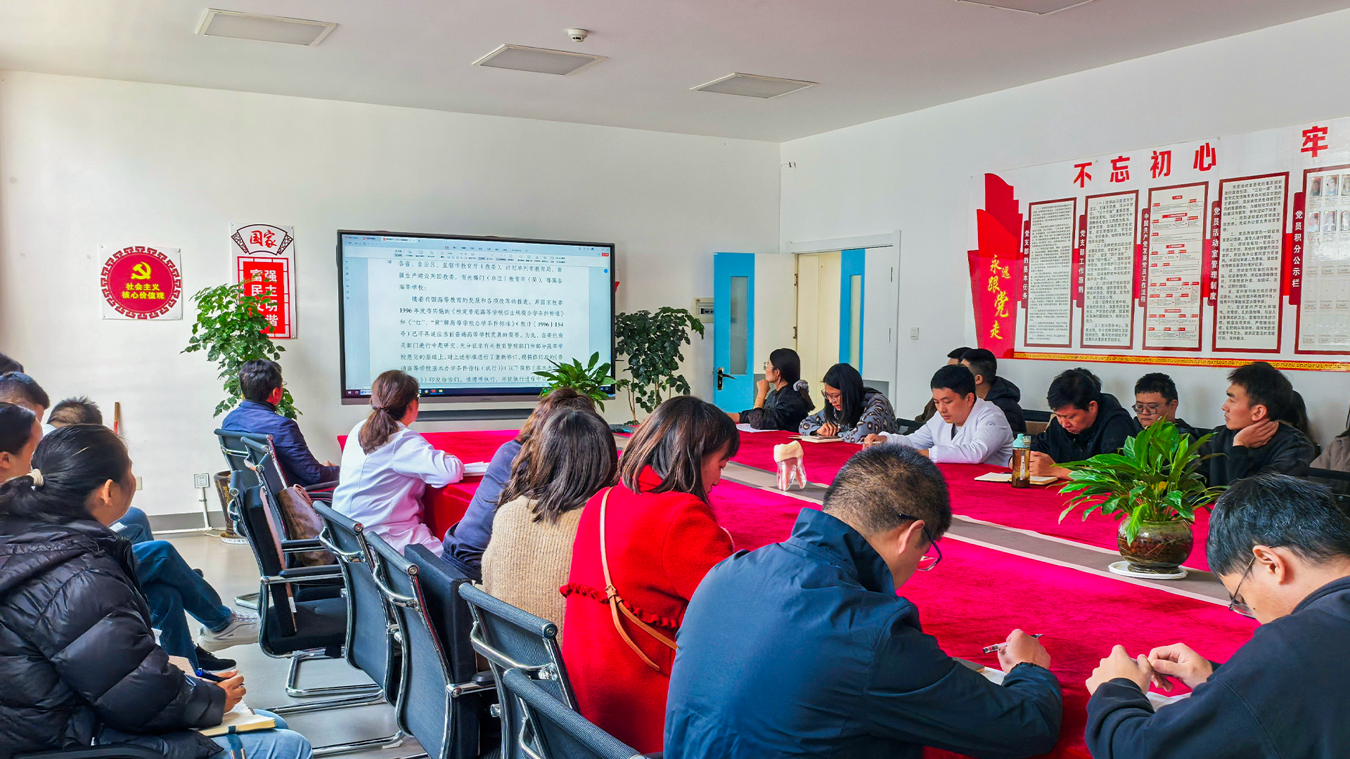 1762741351047010955.png 5adcf261af872548b4593b1538509404.png